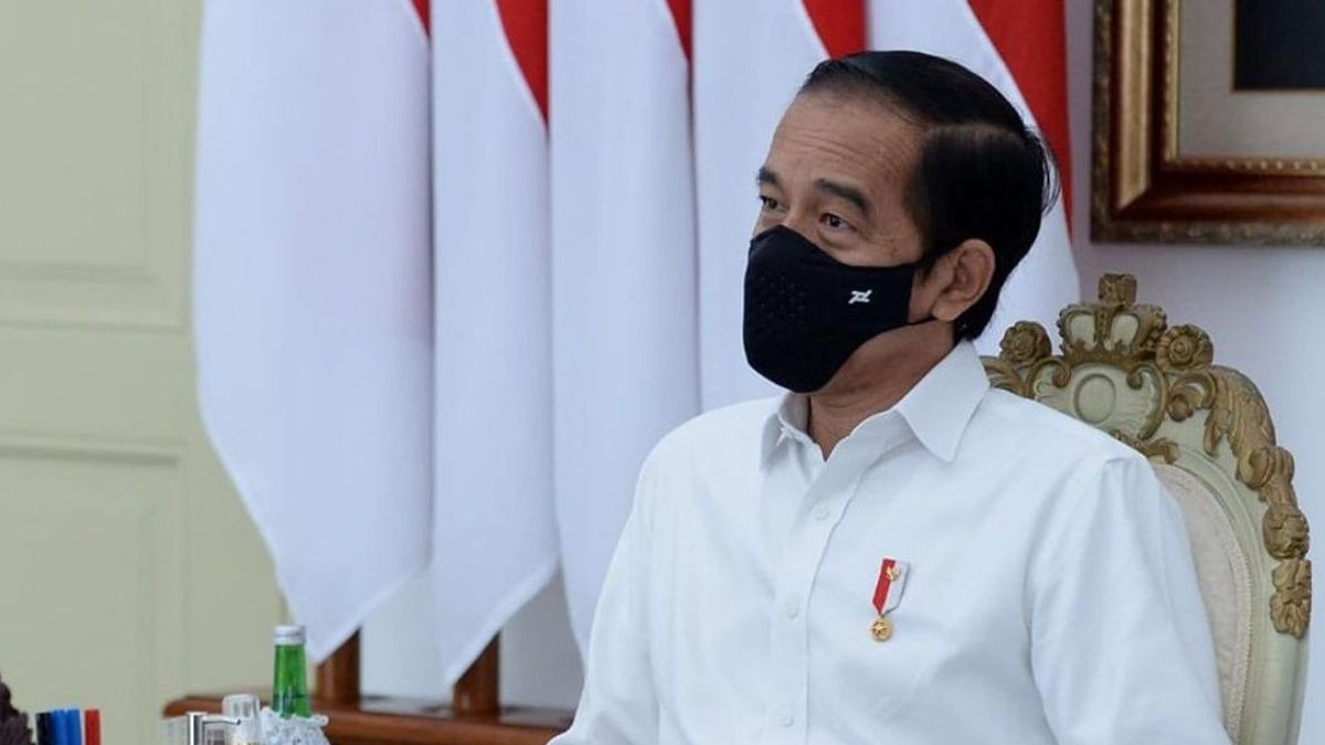 Overcoming COVID-19, Jokowi: This Problem Is Too Big For The Government To Solve Alone