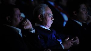 Potret Pejabat Jemawa: Kisah PM Malaysia Najib Razak yang Lengser dan Masuk Penjara