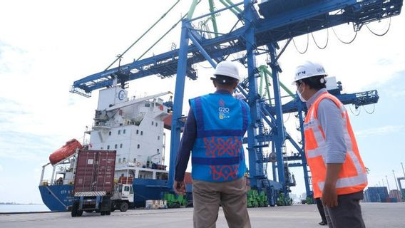 PLN fournit 4,3 MVA d’électricité pour le nouveau port de Makassar