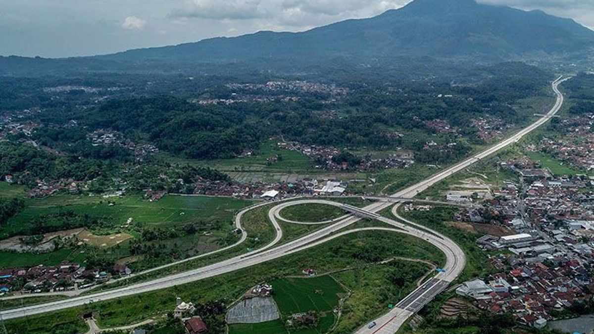 Minister Of Transportation Budi Karya: Cisumdawu Toll Road Operates Functionally During Eid Al-Fitr 2023 Homecoming