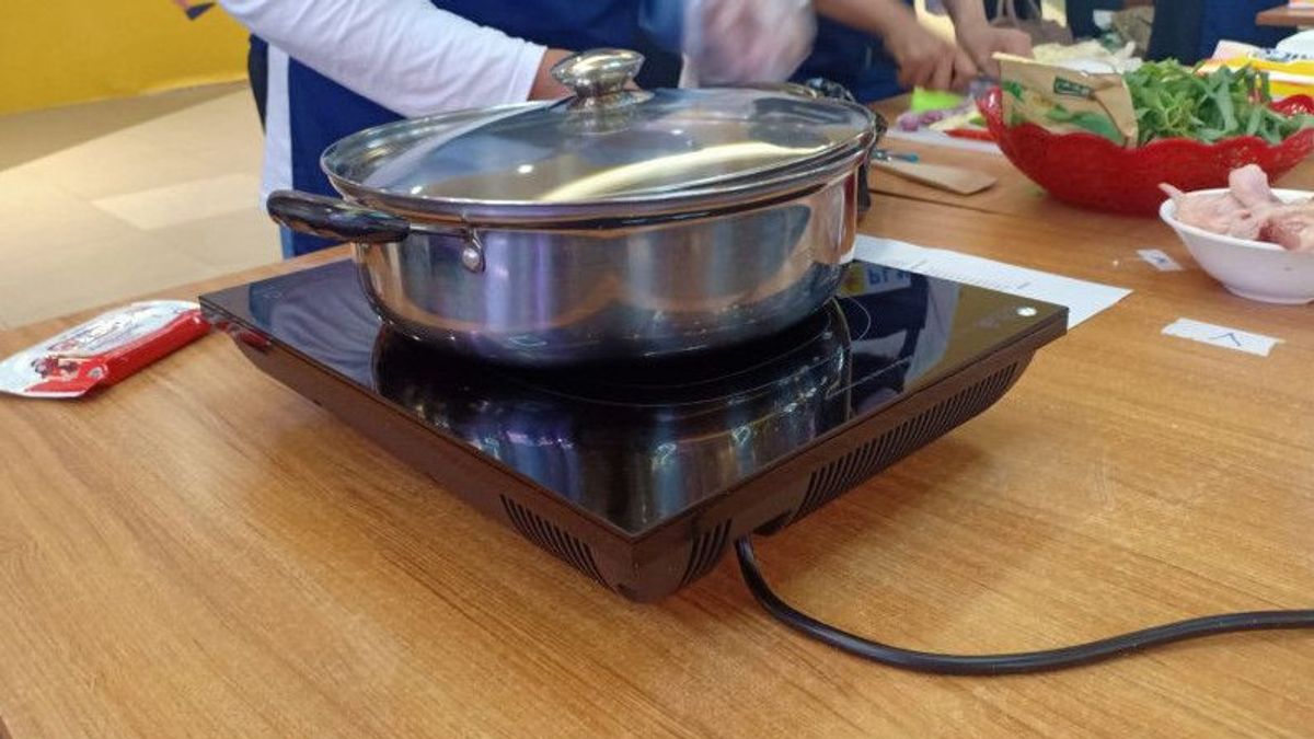 Pressing Gas Imports, Ministry Of Energy And Mineral Resources Invites Jakarta Residents To Switch To Induction Cookers
