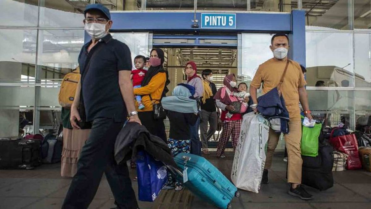 Jelang Natal, Korlantas Polri Catat Peningkatan Arus ke Luar Jakarta