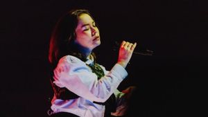 Mitskiはツアースケジュールを制限して曲を書くのに生産的である