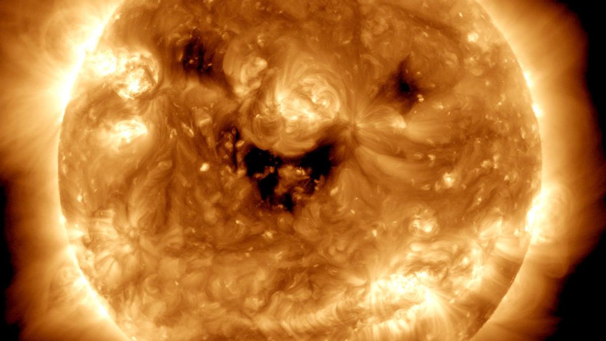 NASA Captures Image of the Smiling Sun, What Does It Mean?