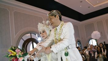Langka Ditemui, Mengenal Wedding Vow Renewal yang Jarang Dilakukan Orang Indonesia Kecuali Melly Goeslaw