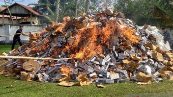 520 Thousand Illegal Cigarettes Confiscated In January 2023 Destroyed By Bengkulu Customs