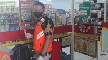 Pelaku Pencurian Bobol Tembok Belakang Minimarket di Kudus, Puluhan Rokok, Sabun Muka dan Cokelat Raib