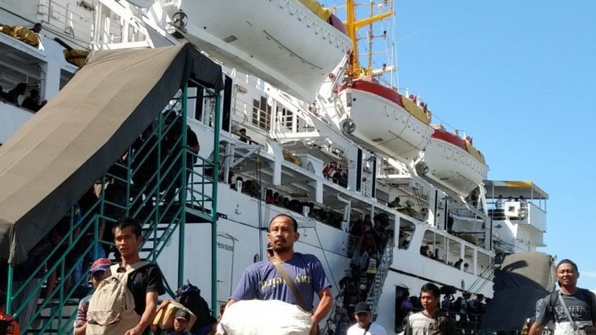 Kasus COVID-19 Varian Omicron Terdeteksi di NTB, Pintu Masuk Bali di Pelabuhan Padangbai Diperketat 