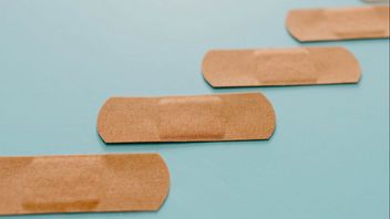 rénal : Quand est le bon moment pour remplacer le plâtre de la blessure? Voici l’explication du médecin