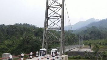 PUPR部2015-2023年全年建造558座悬索桥