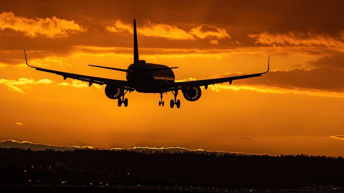 Sinar Laser Kerap Ditembakkan ke Pesawat <i>Landing</i> di Bandara Syamsudin Noor Banjarmasin, Lanud Beri Peringatan