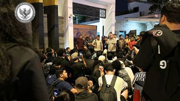 1,726 名印度尼西亚国民向驻金边大使馆报告，大使桑托听取了愿望并强调了政府援助的承诺