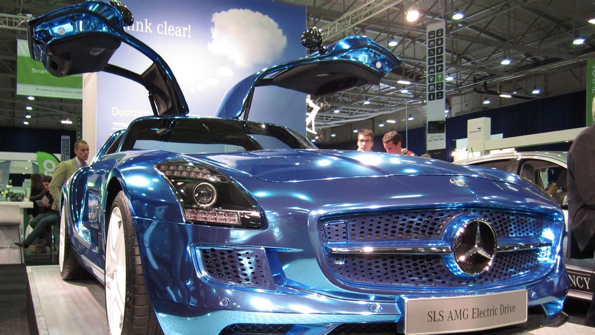 想在2030年与特斯拉在电动汽车市场竞争，梅赛德斯-奔驰格隆托坎470亿美元