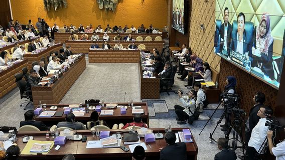 Rapat dengan Menteri Maruarar dan Yandri, Politisi PDIP Singgung Perputaran Hidup: Kadang di Sini, Kadang di Sana