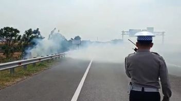 ペジャガンの有料道路事故を振り返り、中部ジャワ警察は住民に有料道路周辺に火をつけないよう促す