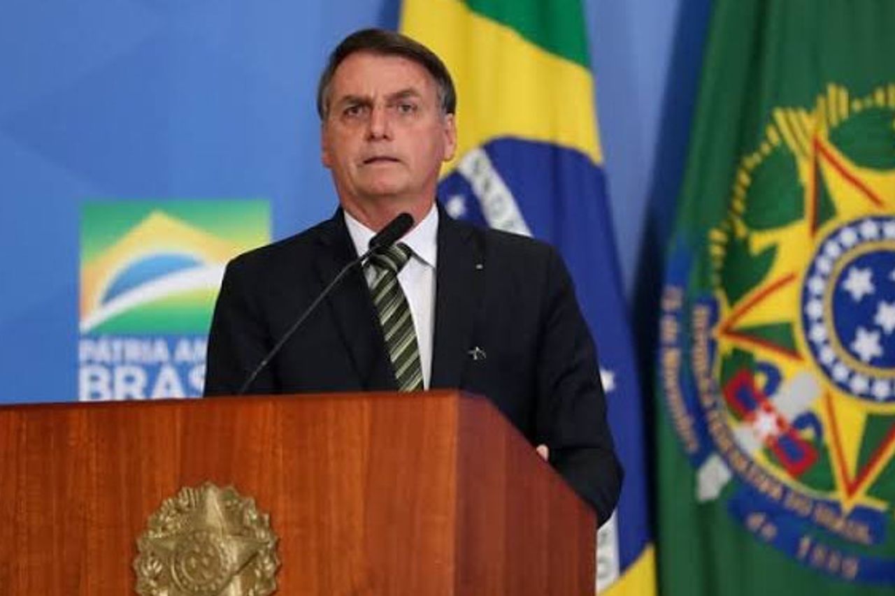 ボルソナロ大統領は、ブラジルが第2の波に突入したとき、パンデミックの終わりにあったと述べた