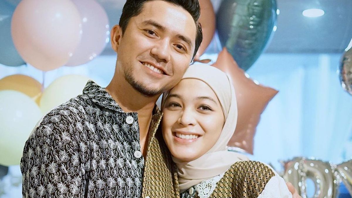 Bahagianya Omesh dan Dian Ayu Sambut Anak Ketiga di Iduladha