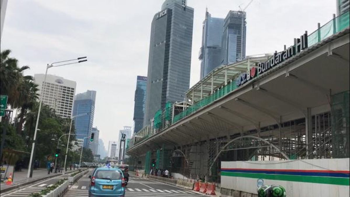 Transjakarta Berkukuh Lanjutkan Revitalisasi Halte Bundaran HI yang Tutupi Patung Selamat Datang