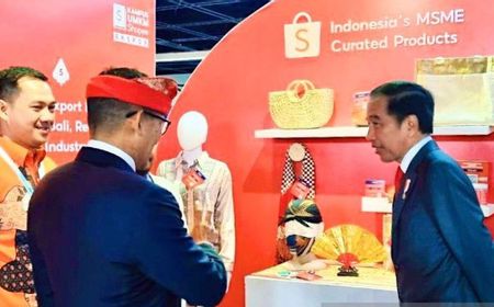 Jokowi Temui Pemilik ‘Kampung Souvenir’ UMKM Bali yang Ekspornya Tembus 7 Negara