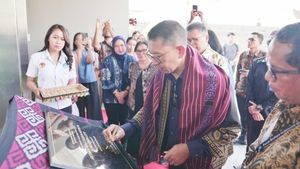 Diplomasi Budaya, Menbud Fadli Zon Resmikan Pusat Budaya Indonesia di Dili