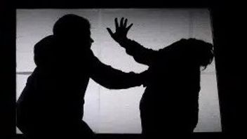 جاكارسا يهاجمها سكانها بعد انتقاد سائق سيارة ثقيلة