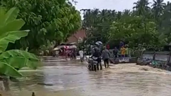 Banjir Landa Desa Tanalanto Sulteng akibat Luapan Sungai Tindaki