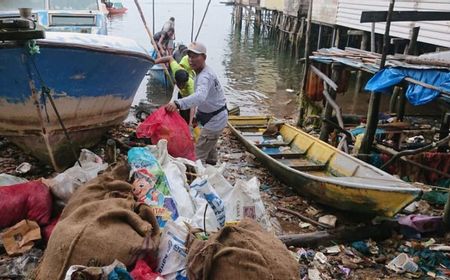 Rapala Bakamla Kumpulkan Sampah hingga 6,8 Ton di Batam