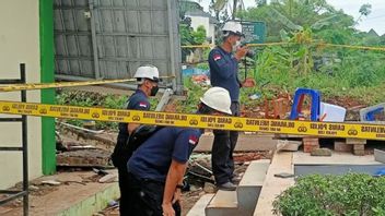Uji Konstruksi Dinding, Puslabfor Angkut Puing-puing Tembok MTsN 19 Jaksel yang Ambruk