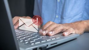 Awas Tertipu! Kenali Ciri-ciri Email Spoofing yang Membahayakan