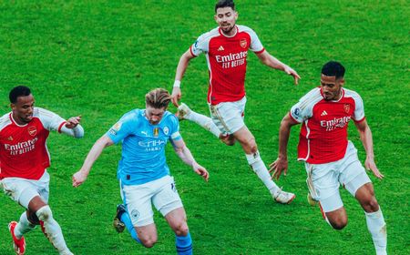 Man City dan Arsenal Gagal Menang, Liverpool Aman di Puncak