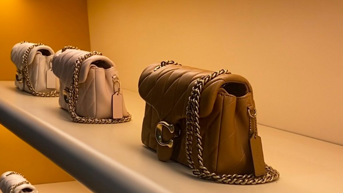 Instalasi Kreatif yang Ajak Fashionista Masuk ke Dunia Tas Mewah