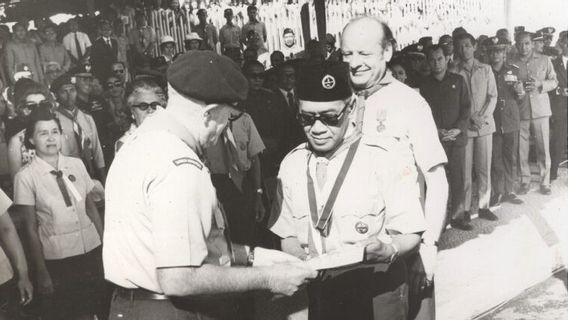 Sultan Hamengkubuwono IX And Titled Father Of Indonesian Scouts