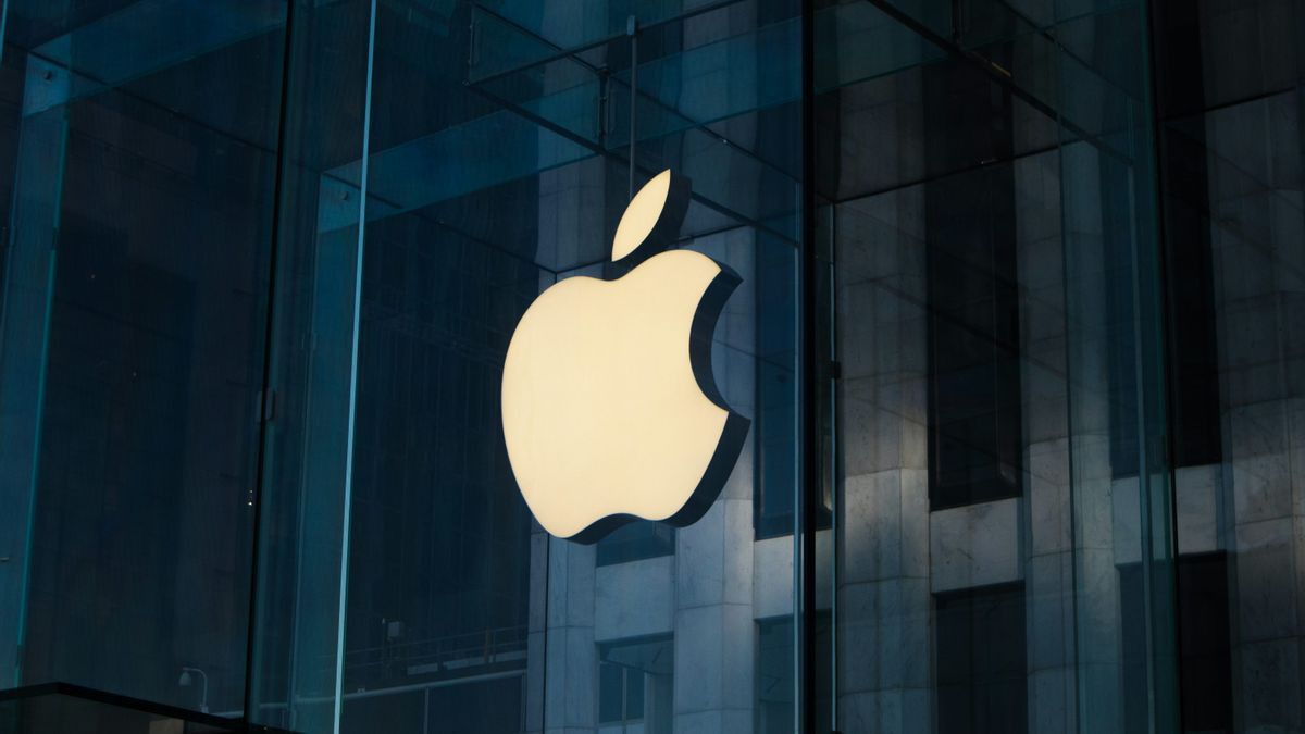 Apple Removes 'Netral Carbon' Claims From Its Products And Packaging