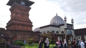 Ramadan 1444, Kawasan Menara Kudus Jadi Tempat Favorit Warga 'Ngabuburit'