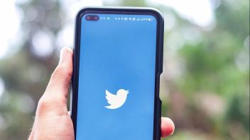 Twitter Akan Bayar Pembuat Konten Terverifikasi untuk Iklan dalam Balasan
