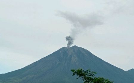 Warga Diminta Waspadai Dampak Aktivitas Gunung Semeru