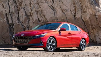 Hyundai Avante Wins Car Of The Year In America