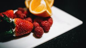 Tips Ampuh Mengatasi Sembelit dengan Rutin Konsumsi Buah-buahan Ini
