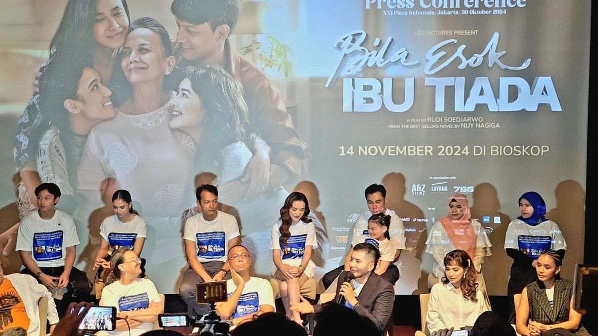 Rudi Soedjarwo Hadirkan Kisah Haru Keluarga Lewat Film <i>Bila Esok Ibu Tiada</i>