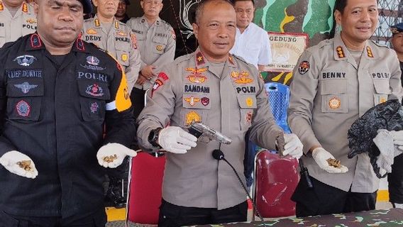 Satu Pucuk Senjata Api Berserta 171 Peluru Diamankan di Sekitar Polresta Jayapura