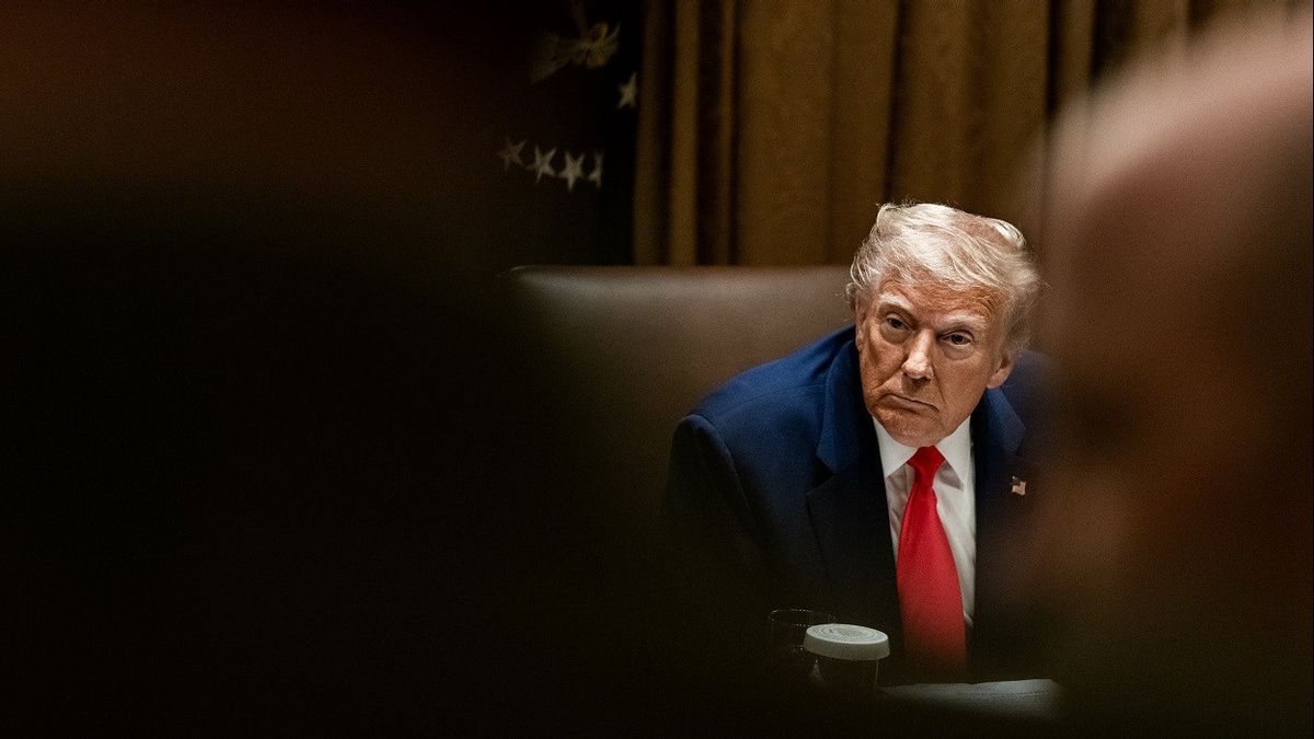 President Trump Hopes For Substantive US-China Negotiations And Practices Tariff Reduction