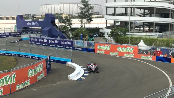 Jakpro Tegaskan Formula E 2024 di Jakarta Tetap Bakal Digelar  