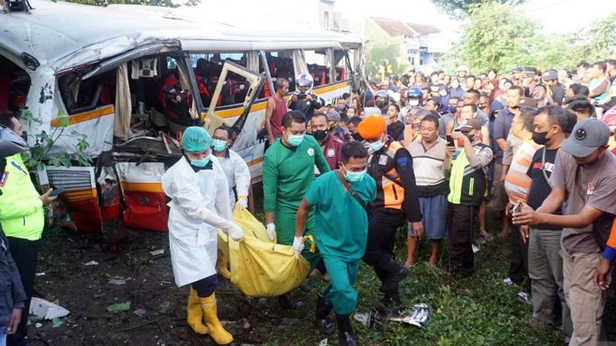 Meninggal di RSUD, Korban Kecelakaan Bus vs Kereta Bertambah Satu Orang dengan Luka Berat di Otak