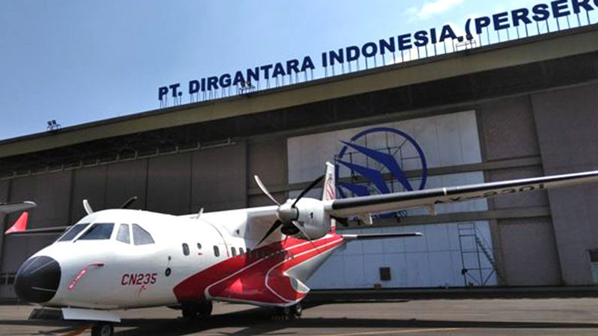 Bikin Bangga! PT Dirgantara Indonesia Ekspor Pesawat CN 235 ke Senegal Rp354 Miliar
