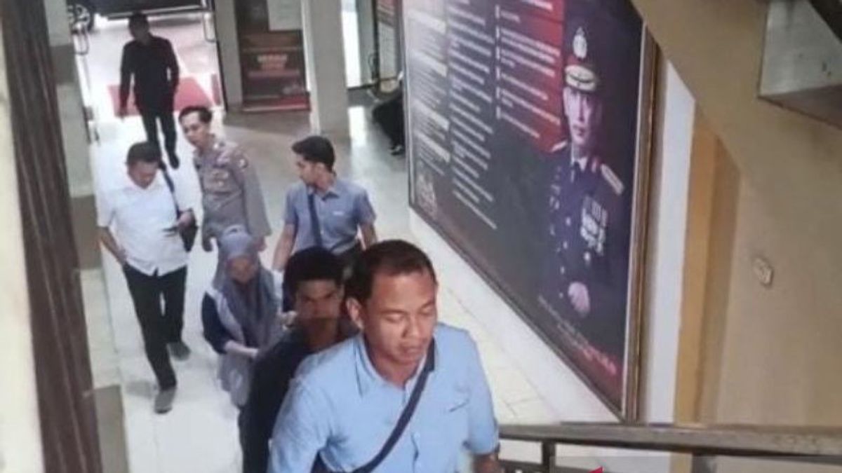 Operating August 2022, The Perpetrators Of The Selling Of Thousands Of Fake Materai Who Were Arrested By The Bengkulu Police Had Already Sold 3,450 Sheets