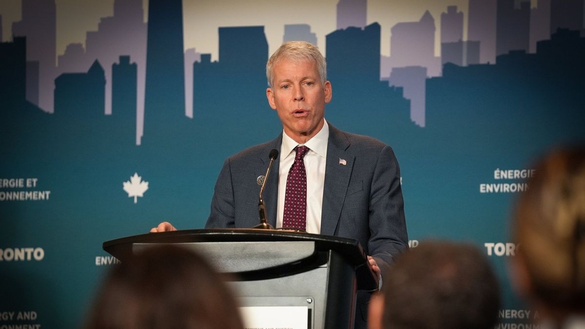 Menteri Energi Sebut AS Tidak Berencana Meledakkan Nuklir saat Ini