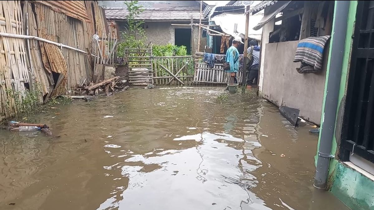 Touché Par Les Inondations Dans Les Objets De Tangerang Augmenté De 1000 KK, Le Gouvernement Prépare Une Soupe Populaire