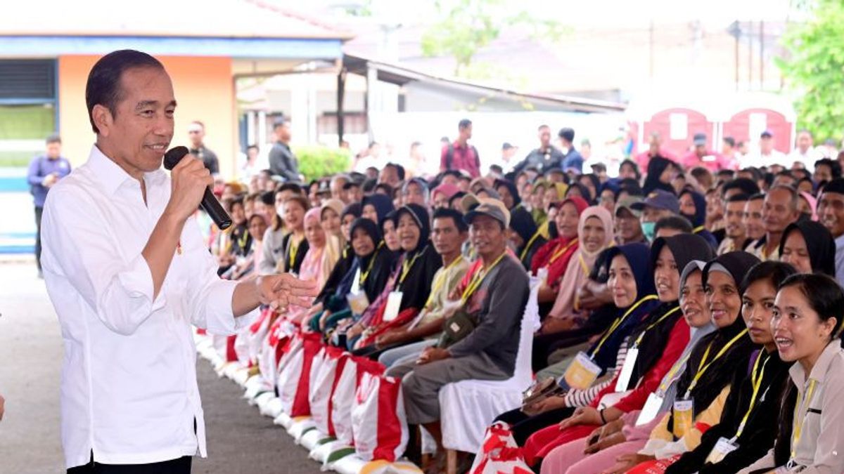 Jokowi Talks About Social Assistance, Ensures The State Budget Is Right To Continue Assistance
