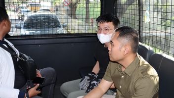 جاكرتا - ألقت وحدة التحقيقات الجنائية التابعة للشرطة القبض على مواطنين صينيين كانوا 800 إندونيسي