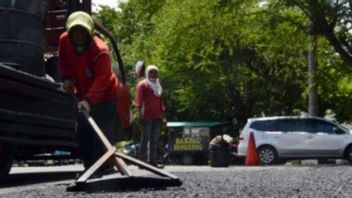 Kerusakan Jalan di Surabaya karena Genangan Air Hujan Capai Ratusan Ruas, Pemkot Diminta Segera Tangani